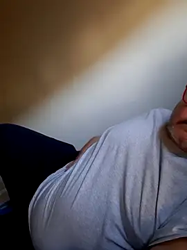 bluangelo online show from 04/15/26, 12:21