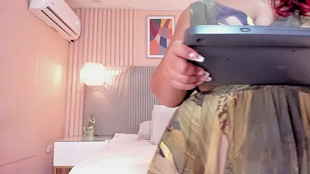 samyriverss online show from 10/08/25, 02:24