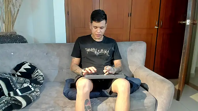 jamesinked  online show from 10/13/25, 07:37