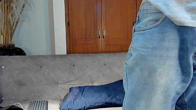 jamesinked  online show from 10/18/25, 02:24