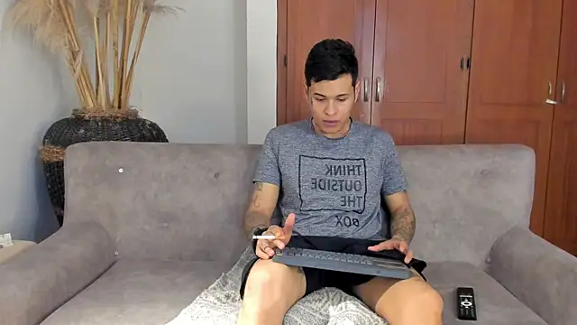 jamesinked  online show from 12/19/25, 08:00