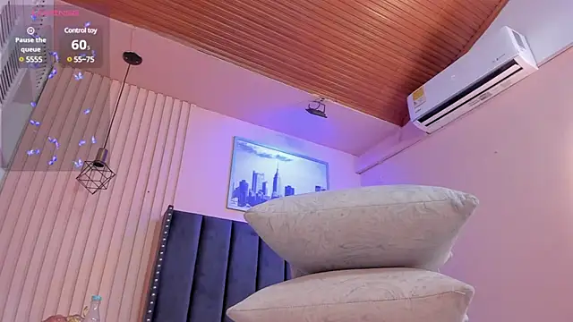 viiolett lee online show from 03/09/25, 12:00