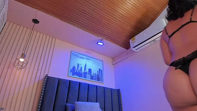 viiolett lee online show from 11/14/25, 10:46