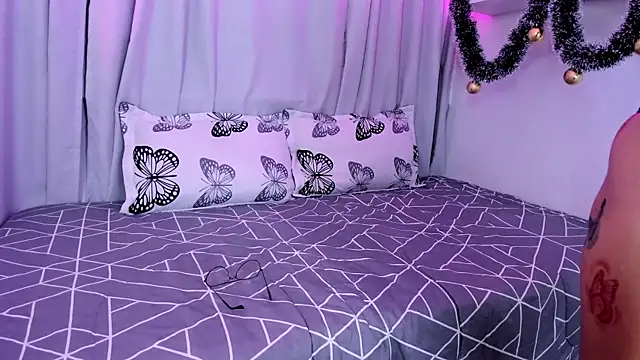 susyy7 online show from 12/19/25, 07:38