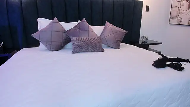 susyy7 online show from 02/11/26, 03:39