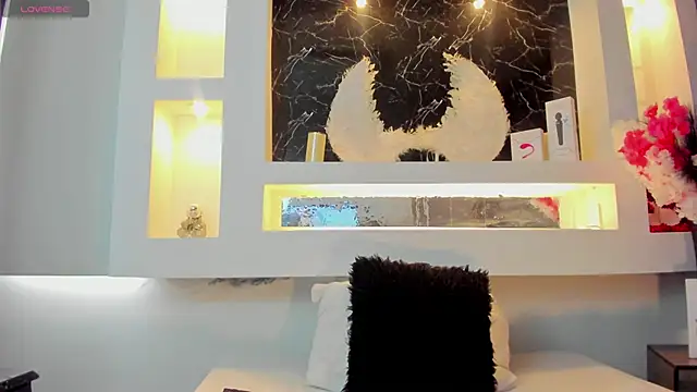 Snapshot of Cinthya_mjs chatting on 10/15/25, 12:02 Cinthya mjs online show from 10/15/25, 12:02