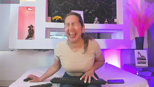 Cinthya mjs online show from 02/20/26, 12:07