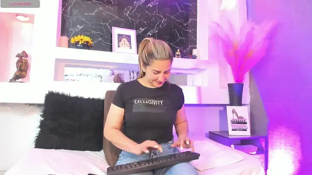 Cinthya mjs online show from 02/19/26, 12:13