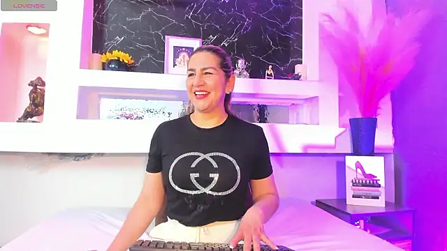 Cinthya mjs online show from 03/10/26, 12:09