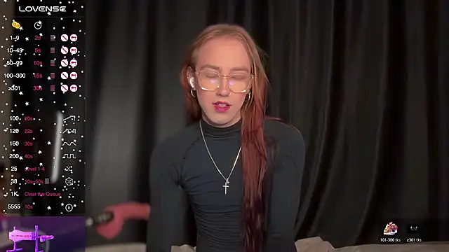 Snapshot of Avril_Pearly_ chatting on 11/29/25, 03:23 Avril Pearly online show from 11/29/25, 03:23