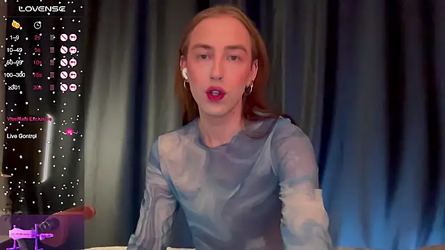 Snapshot of Avril_Pearly_ chatting on 11/28/25, 12:38 Avril Pearly online show from 11/28/25, 12:38