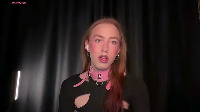 Snapshot of Avril_Pearly_ chatting on 06/18/26, 11:15 Avril Pearly online show from 06/18/26, 11:15