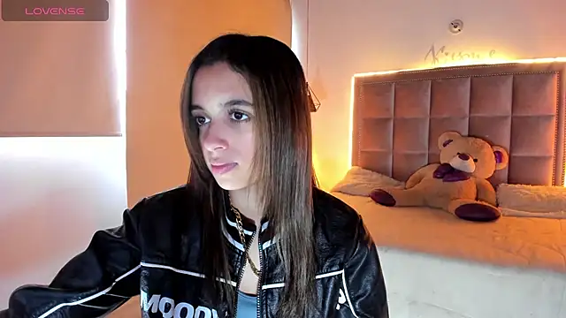 Snapshot of Melody_Ds chatting on 09/17/25, 09:39 Melody Ds online show from 09/17/25, 09:39