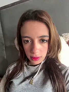 Snapshot of Melody_Ds chatting on 02/11/25, 06:44 Melody Ds online show from 02/11/25, 06:44