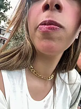 Snapshot of Melody_Ds chatting on 10/04/25, 09:27 Melody Ds online show from 10/04/25, 09:27