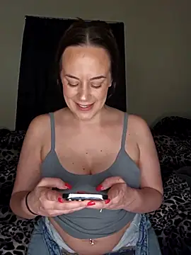 JJLILYOFFICIAL online show from 03/24/26, 07:08