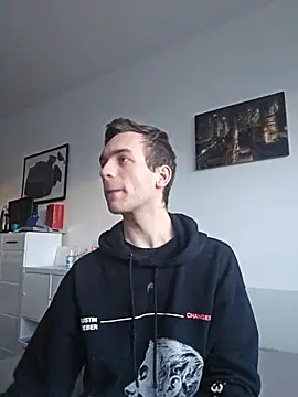 Snapshot of nickdtr chatting on 01/11/26, 01:51 nickdtr online show from 01/11/26, 01:51