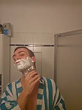 nickdtr online show from 12/18/25, 04:06