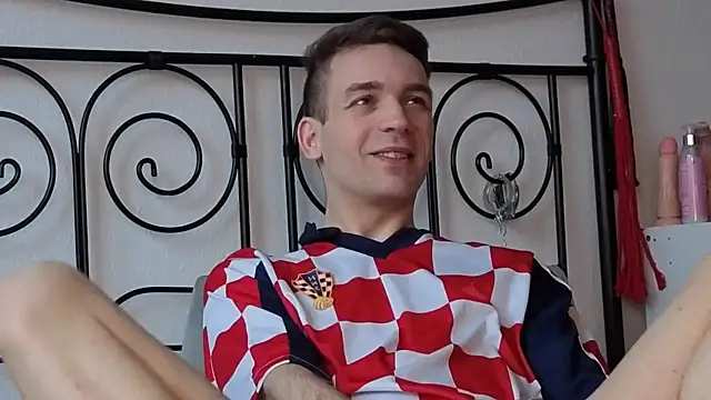 Snapshot of nickdtr chatting on 02/12/26, 03:34 nickdtr online show from 02/12/26, 03:34