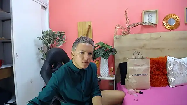 aslyhernandez 7 online show from 03/28/26, 11:55