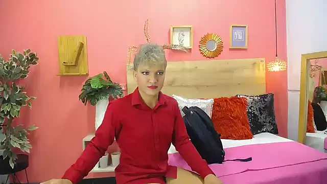 aslyhernandez 7 online show from 03/17/26, 12:08