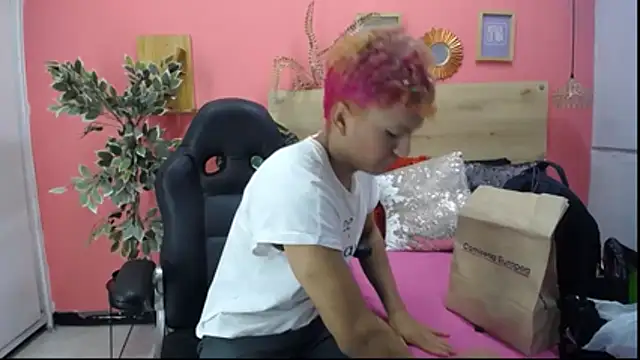 aslyhernandez 7 online show from 03/02/26, 12:01