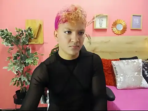 aslyhernandez 7 online show from 02/25/26, 12:05