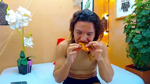 aslyhernandez 7 online show from 10/18/25, 01:13