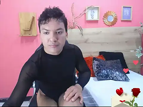 aslyhernandez 7 online show from 02/18/26, 12:12