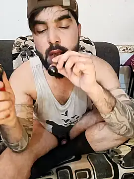 Snapshot of Chris_Strokes_69 chatting on 02/03/25, 12:04 Chris Strokes 69 online show from 02/03/25, 12:04