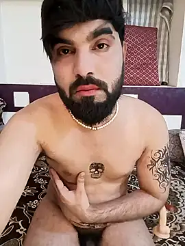 Snapshot of Chris_Strokes_69 chatting on 02/04/25, 06:17 Chris Strokes 69 online show from 02/04/25, 06:17