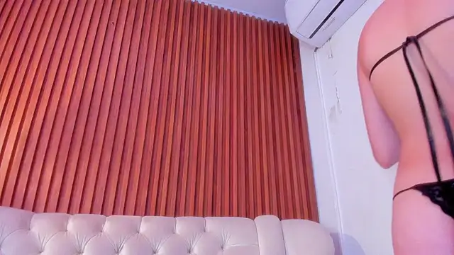RosarioCruzz online show from 06/29/26, 04:50