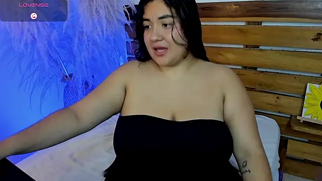 nadine russo online show from 05/26/26, 10:52
