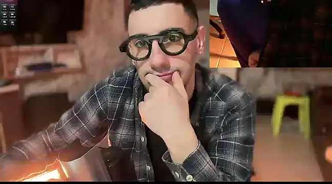 Snapshot of NofaceMan__ chatting on 03/10/25, 09:29 NofaceMan online show from 03/10/25, 09:29