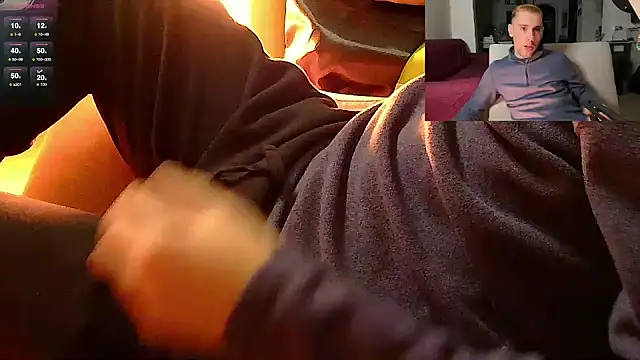 Snapshot of NofaceMan__ chatting on 12/12/24, 09:58 NofaceMan online show from 12/12/24, 09:58