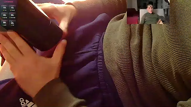 Snapshot of NofaceMan__ chatting on 12/11/24, 11:00 NofaceMan online show from 12/11/24, 11:00