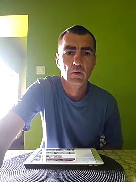 Gabesz1986xh online show from 04/15/26, 10:10