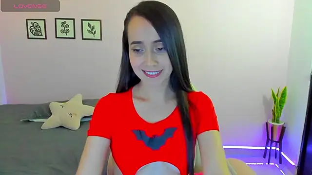 sophie pazz online show from 10/24/25, 10:42