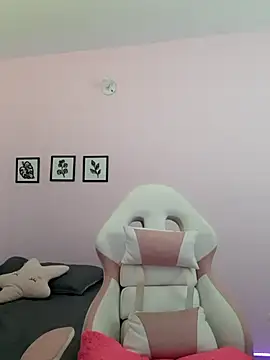 sophie pazz online show from 11/03/25, 10:13