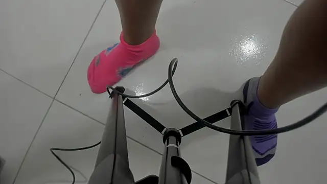 Victoriaa millers online show from 11/16/25, 07:07