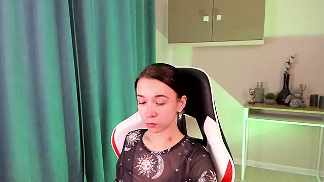 LilithStrangfor online show from 12/16/24, 07:58
