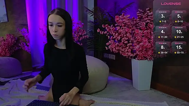 LilithStrangfor online show from 10/10/25, 09:26