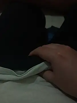 beautiful hands  online show from 11/12/25, 09:13