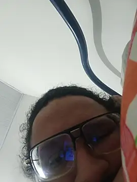 beautiful hands  online show from 02/13/26, 09:20