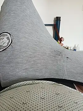 beautiful hands  online show from 02/27/26, 03:23