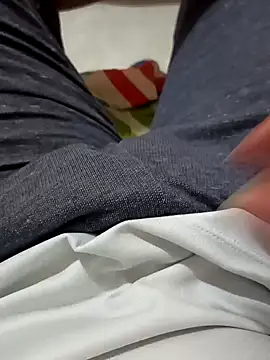 beautiful hands  online show from 01/30/25, 04:24