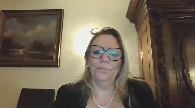 Snapshot of Silkesquirt chatting on 01/21/25, 07:04 Silkesquirt online show from 01/21/25, 07:04