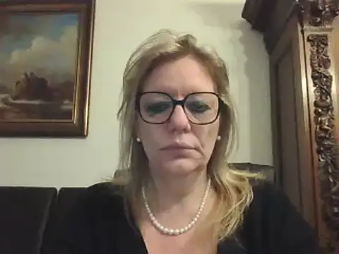 Snapshot of Silkesquirt chatting on 12/12/24, 02:22 Silkesquirt online show from 12/12/24, 02:22