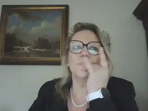 Snapshot of Silkesquirt chatting on 01/15/25, 02:35 Silkesquirt online show from 01/15/25, 02:35