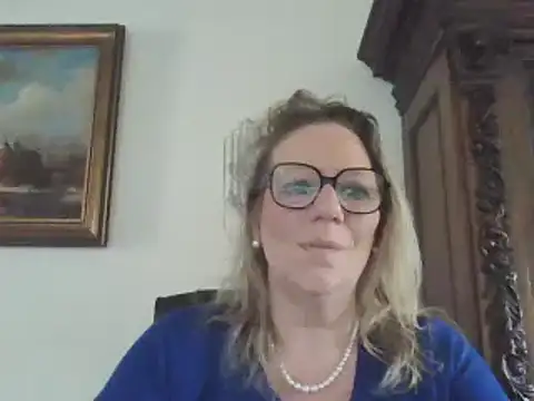 Snapshot of Silkesquirt chatting on 02/21/25, 07:56 Silkesquirt online show from 02/21/25, 07:56